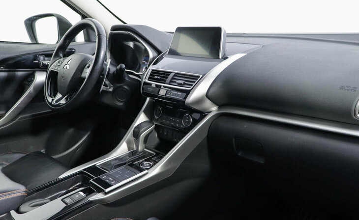 Mitsubishi Eclipse Cross - Фото 6