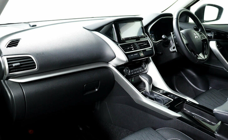 Mitsubishi Eclipse Cross - Фото 8