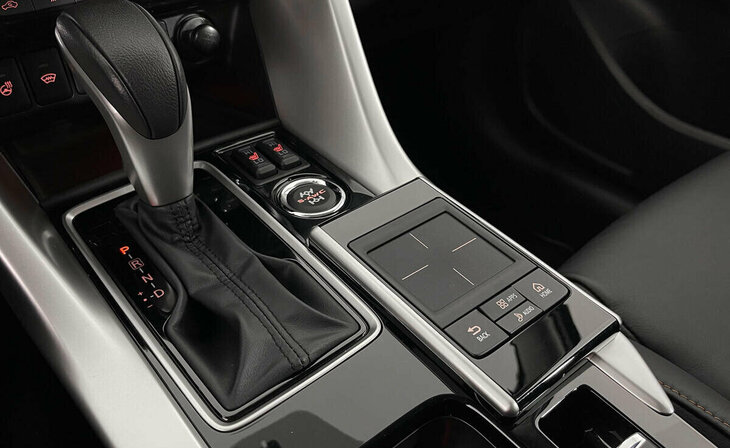 Mitsubishi Eclipse Cross - Фото 8