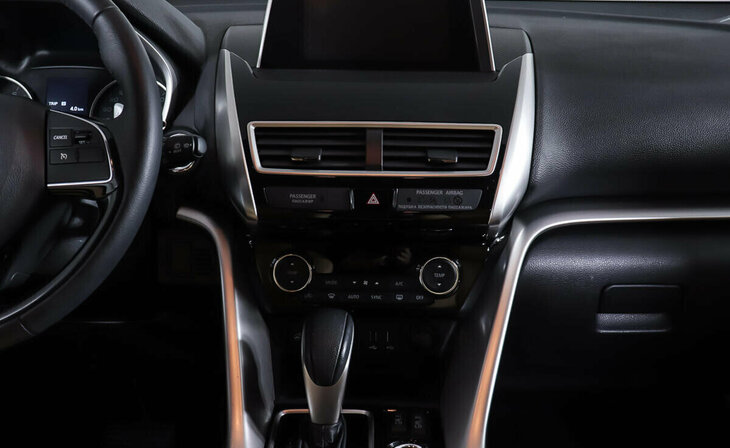 Mitsubishi Eclipse Cross - Фото 12