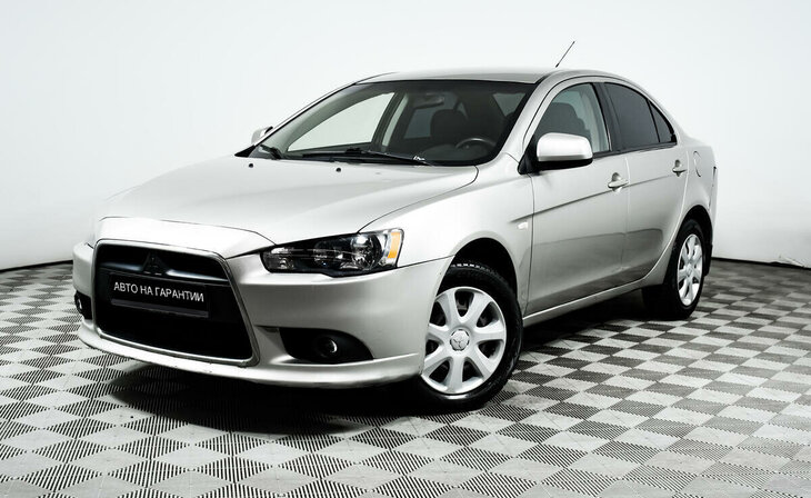 Mitsubishi Lancer - Фото 0