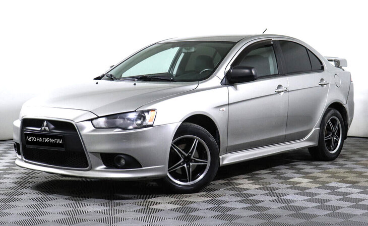 Mitsubishi Lancer - Фото 0