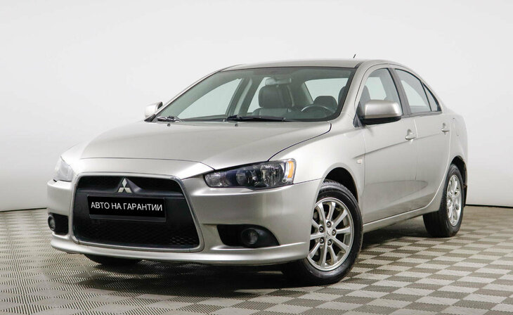 Mitsubishi Lancer - Фото 0