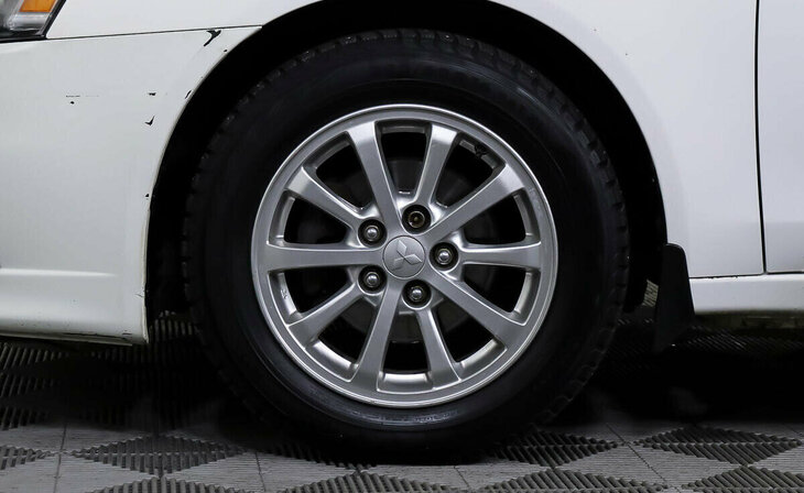 Mitsubishi Lancer - Фото 7