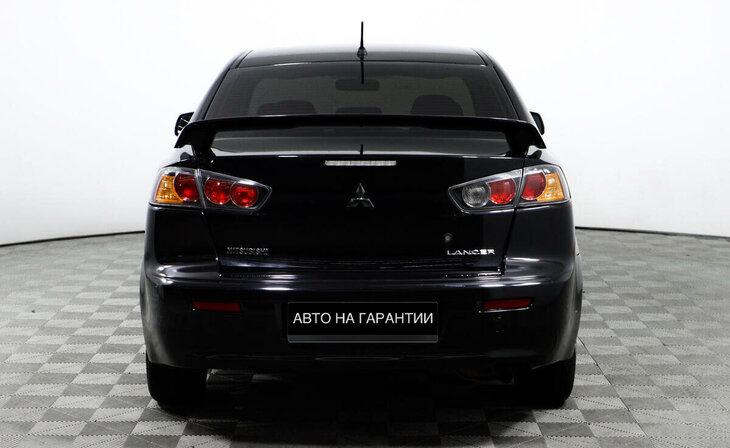 Mitsubishi Lancer - Фото 5