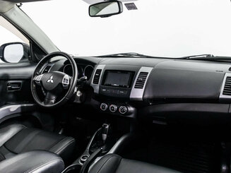 Mitsubishi Outlander, II Рестайлинг, № лота 12108, фото 5