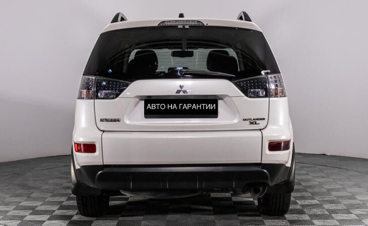 Mitsubishi Outlander - Фото 3