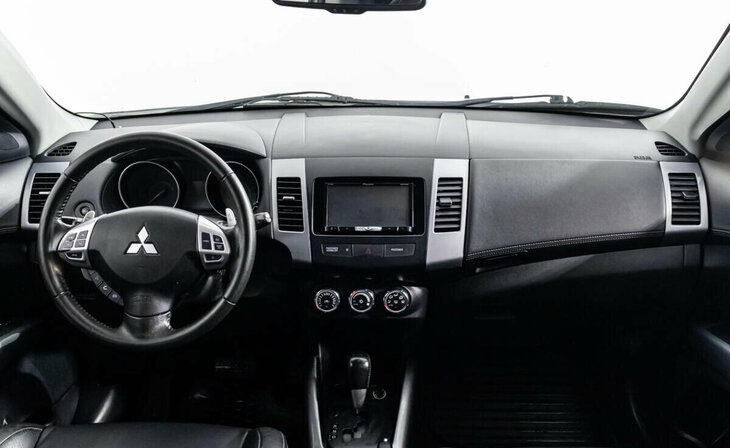 Mitsubishi Outlander - Фото 5