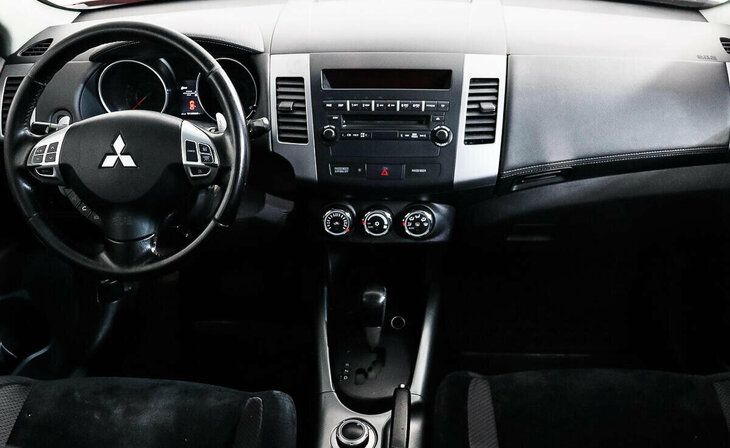 Mitsubishi Outlander - Фото 5