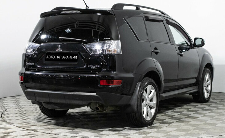 Mitsubishi Outlander - Фото 2