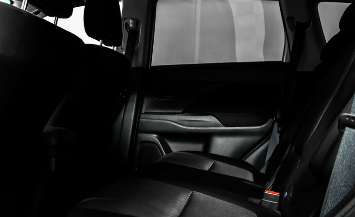 Mitsubishi Outlander - Фото 10