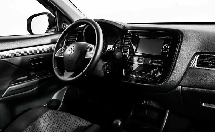 Mitsubishi Outlander - Фото 6