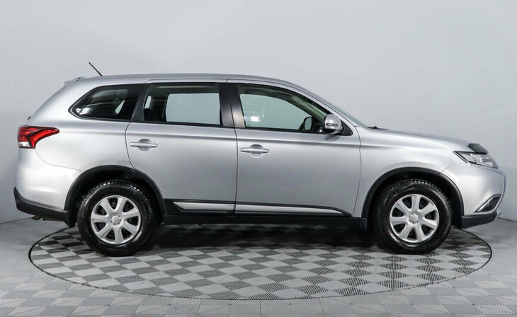 Mitsubishi Outlander - Фото 3