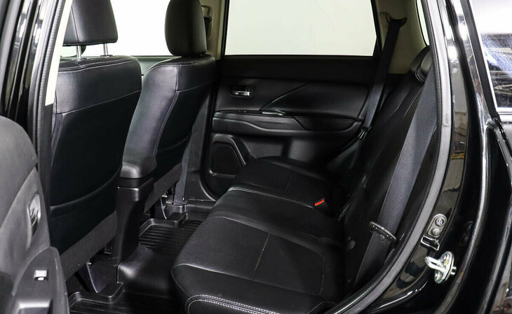 Mitsubishi Outlander - Фото 14