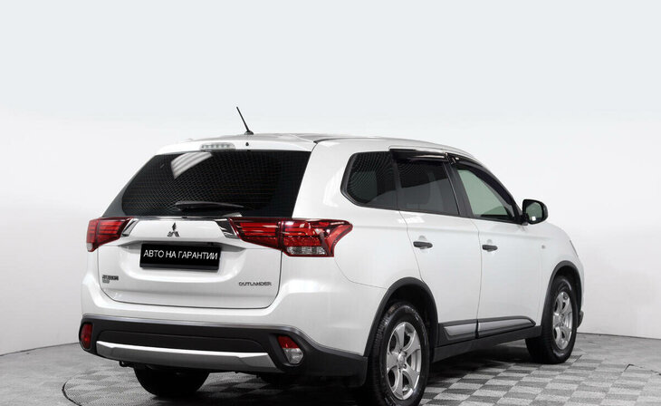 Mitsubishi Outlander - Фото 2