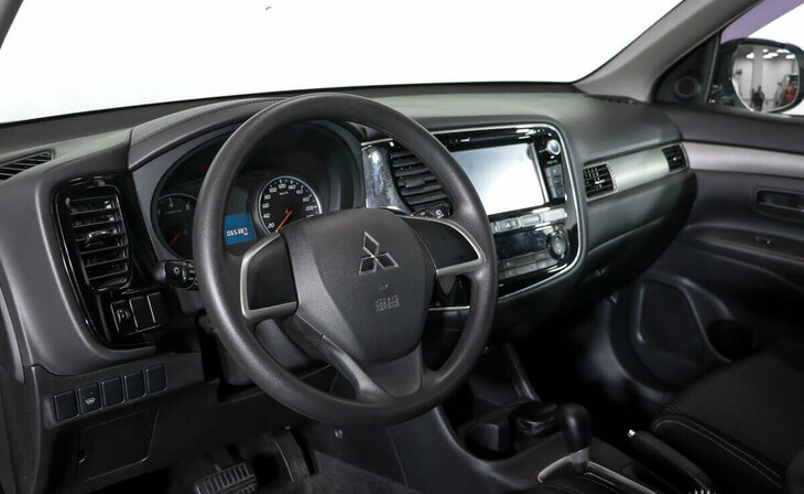 Mitsubishi Outlander - Фото 5