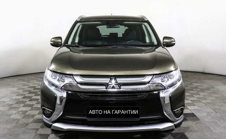 Mitsubishi Outlander - Фото 1