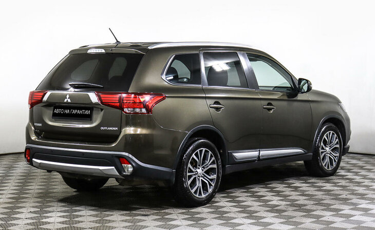 Mitsubishi Outlander - Фото 2