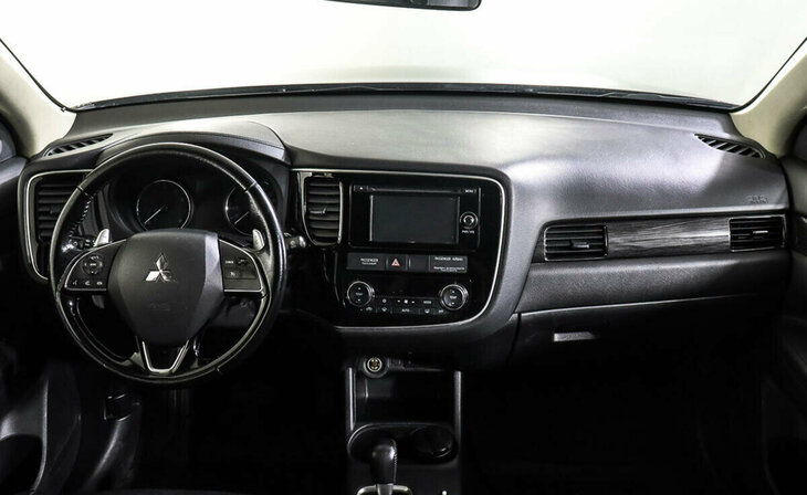 Mitsubishi Outlander - Фото 6