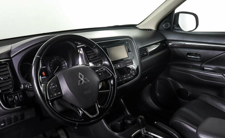 Mitsubishi Outlander - Фото 7