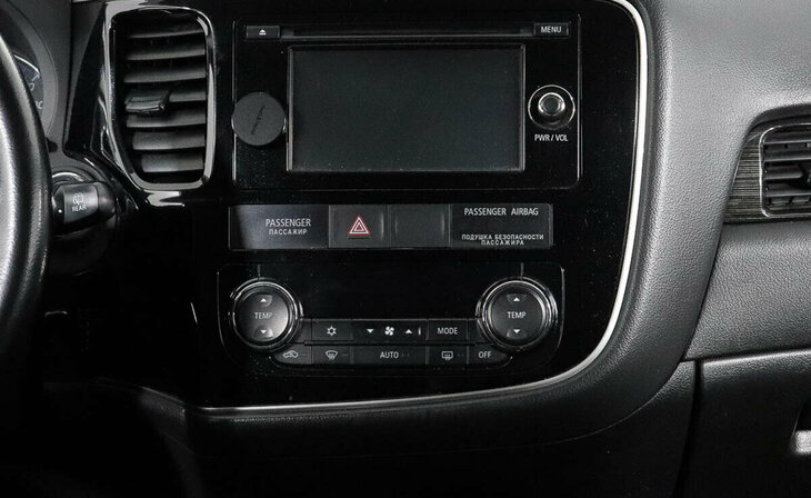 Mitsubishi Outlander - Фото 9