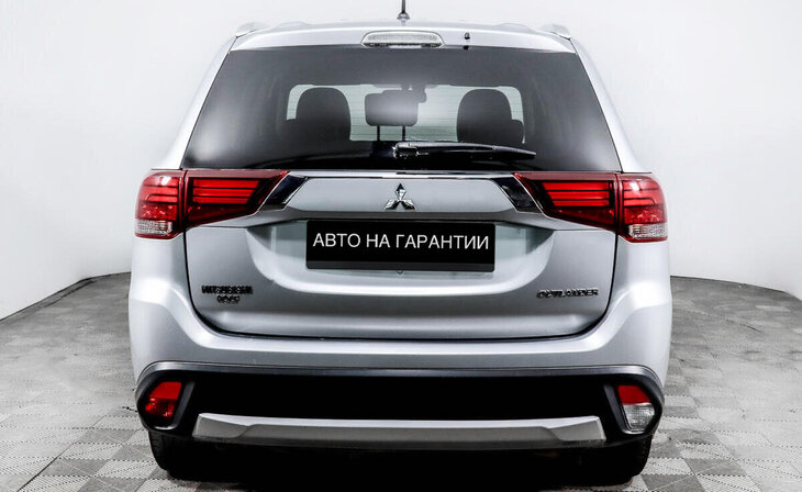 Mitsubishi Outlander - Фото 3