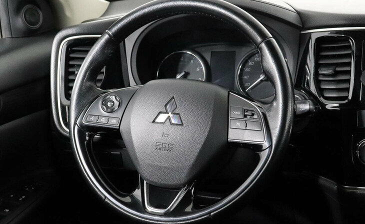 Mitsubishi Outlander - Фото 8