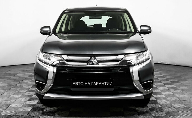 Mitsubishi Outlander - Фото 1