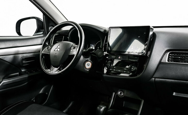 Mitsubishi Outlander - Фото 8