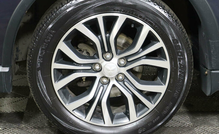 Mitsubishi Outlander - Фото 4