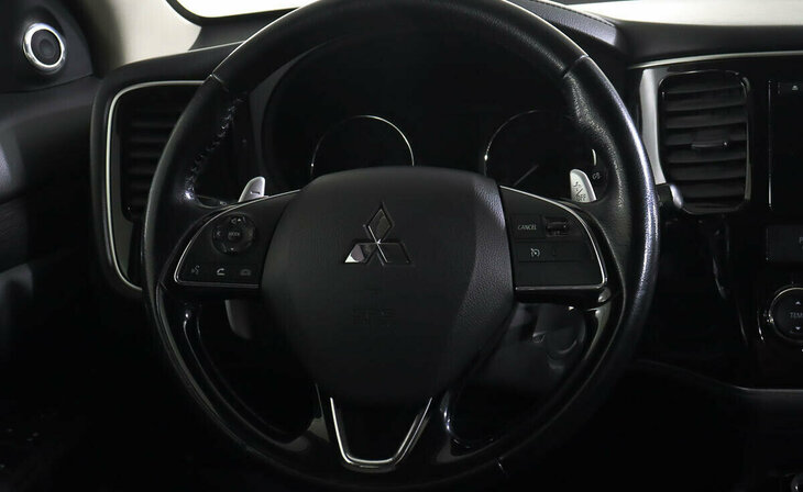 Mitsubishi Outlander - Фото 8