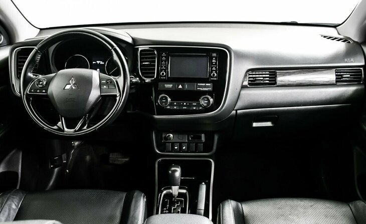 Mitsubishi Outlander - Фото 6