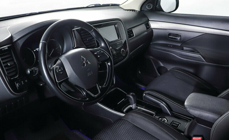 Mitsubishi Outlander - Фото 10