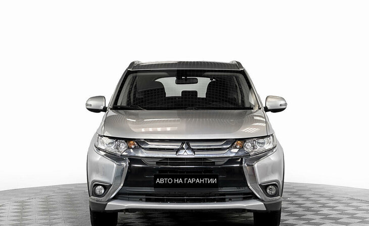 Mitsubishi Outlander - Фото 1