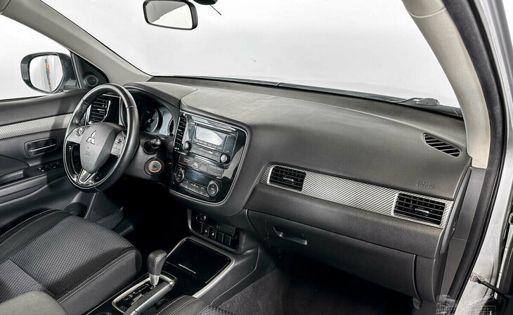 Mitsubishi Outlander - Фото 6