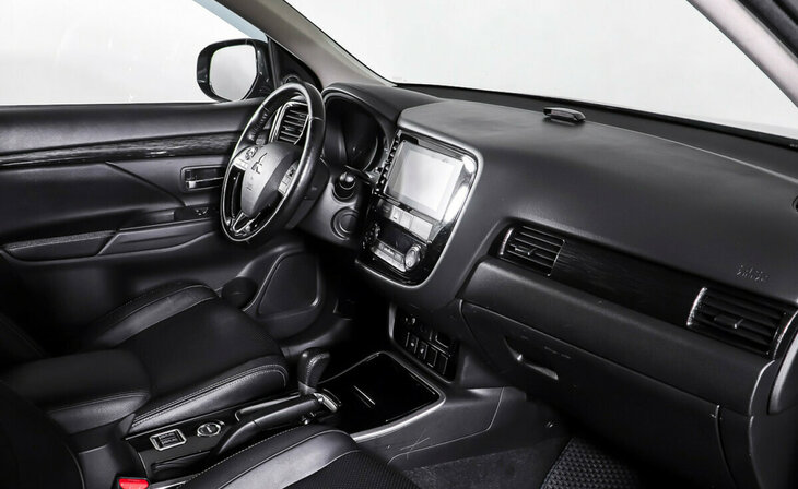 Mitsubishi Outlander - Фото 6