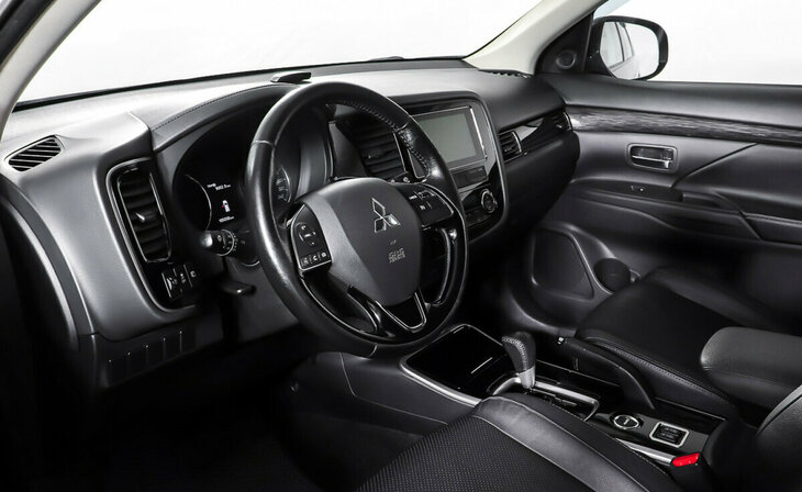 Mitsubishi Outlander - Фото 7
