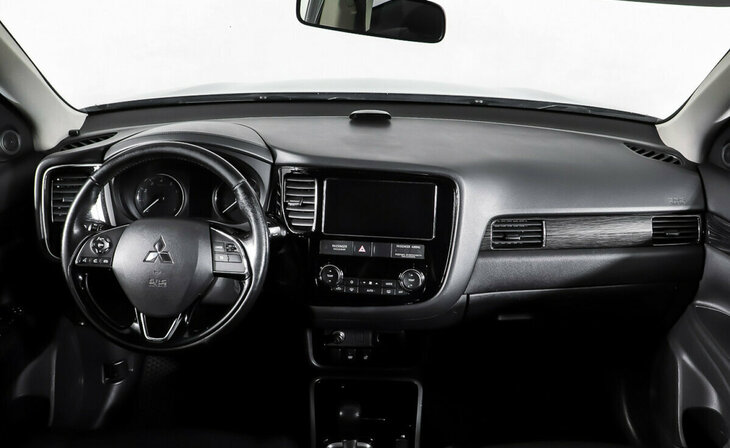 Mitsubishi Outlander - Фото 8