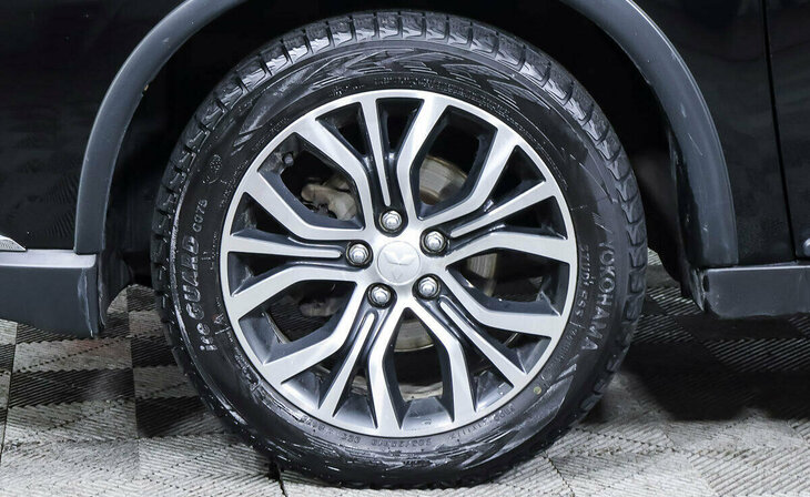 Mitsubishi Outlander - Фото 7