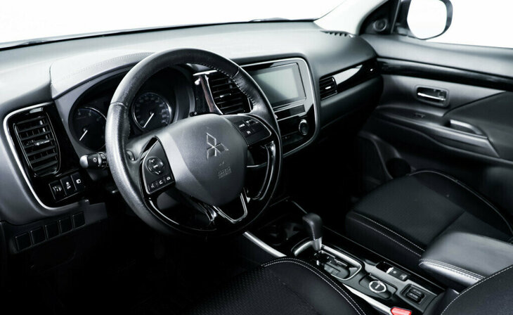 Mitsubishi Outlander - Фото 9
