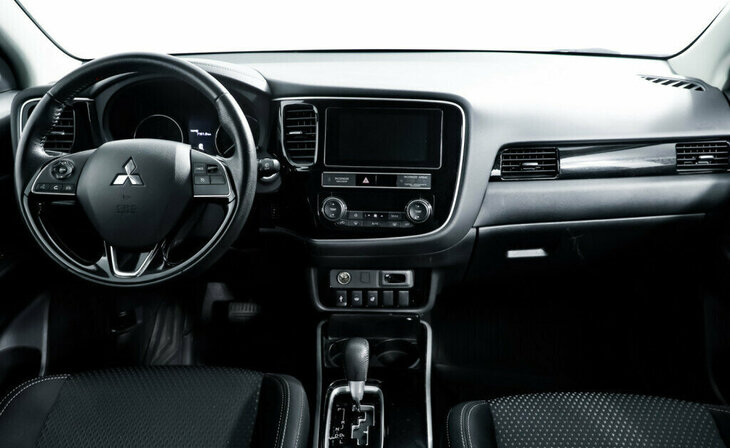 Mitsubishi Outlander - Фото 8