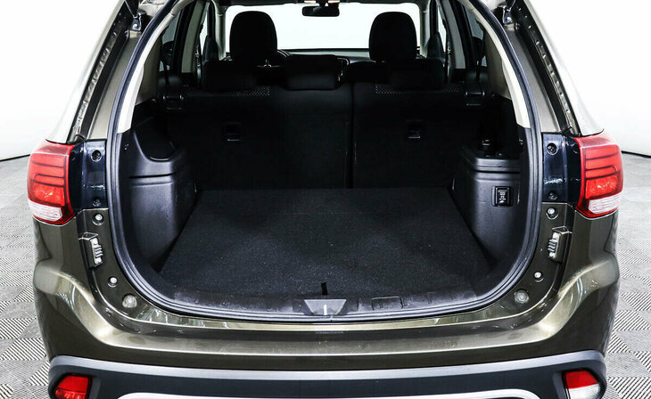 Mitsubishi Outlander - Фото 16