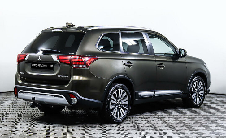 Mitsubishi Outlander - Фото 4