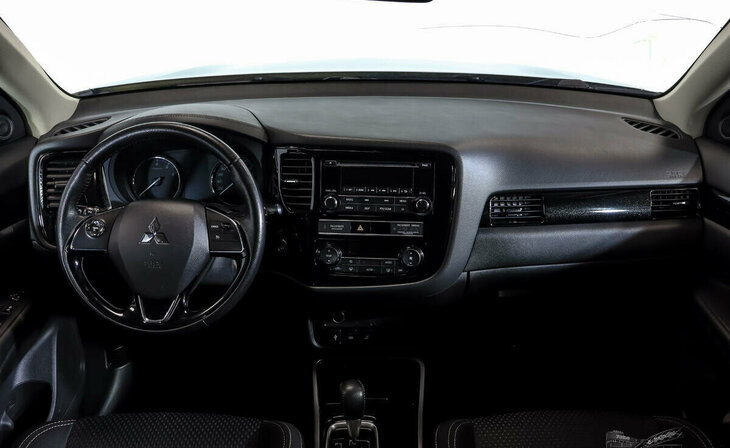 Mitsubishi Outlander - Фото 5