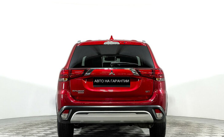 Mitsubishi Outlander - Фото 5