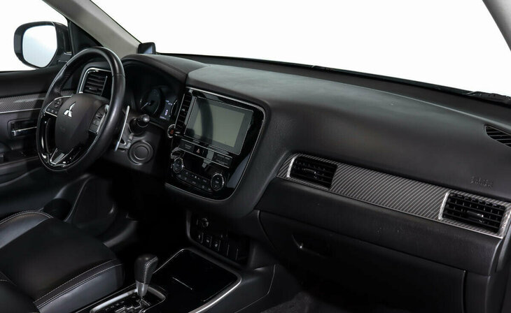 Mitsubishi Outlander - Фото 5
