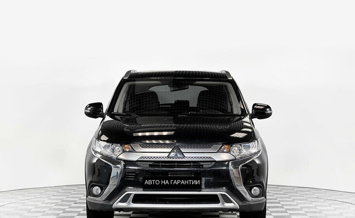Mitsubishi Outlander - Фото 1