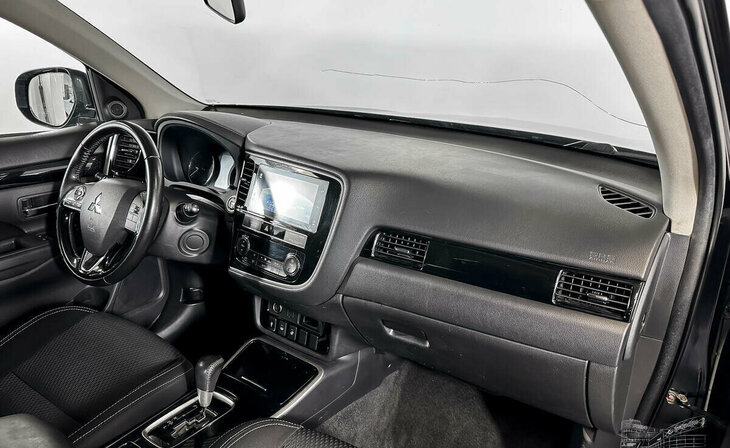 Mitsubishi Outlander - Фото 6