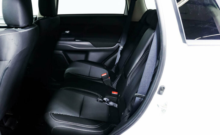 Mitsubishi Outlander - Фото 9