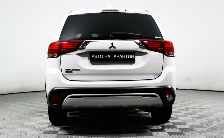 Mitsubishi Outlander - Фото 3